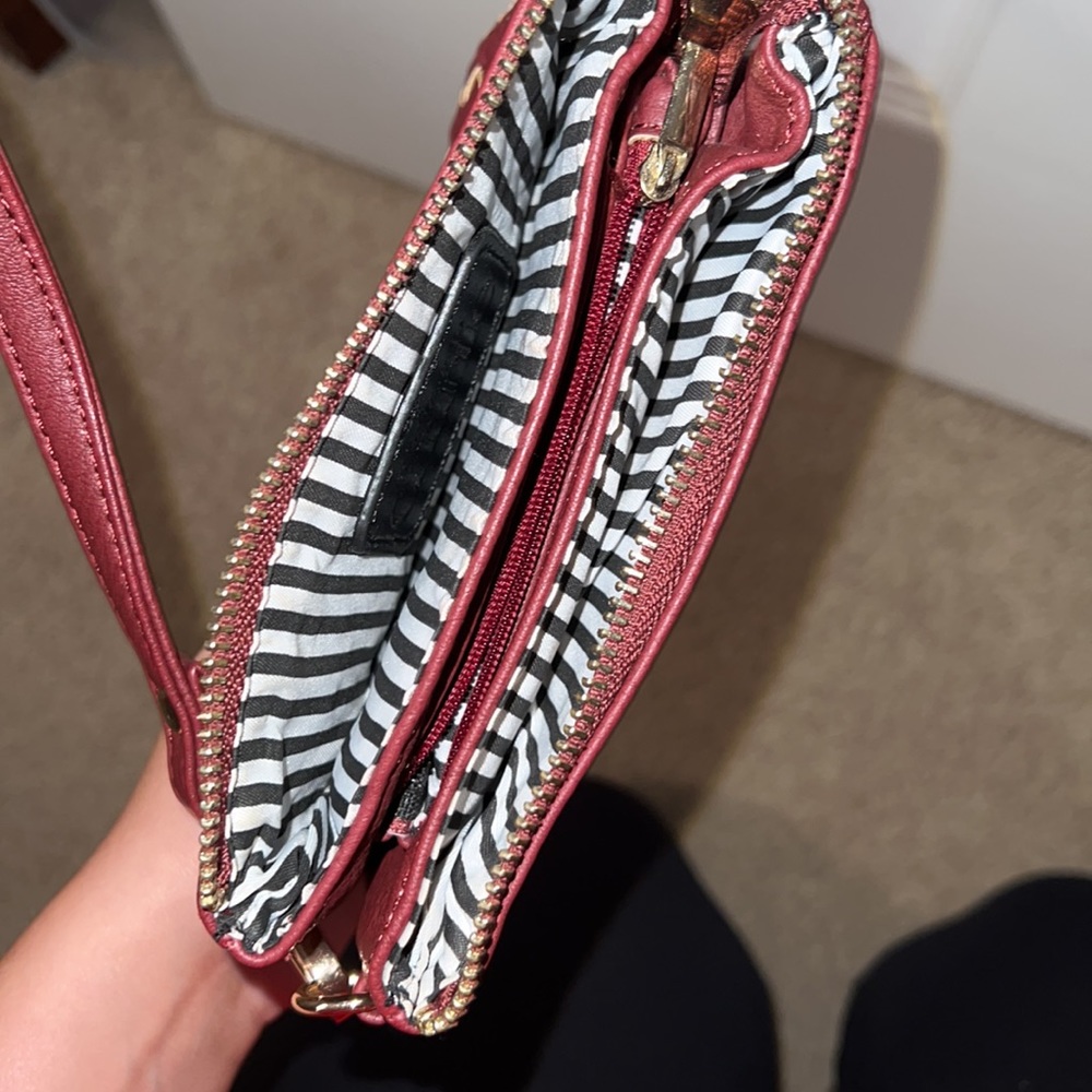 Purse - Picture 3 of 3